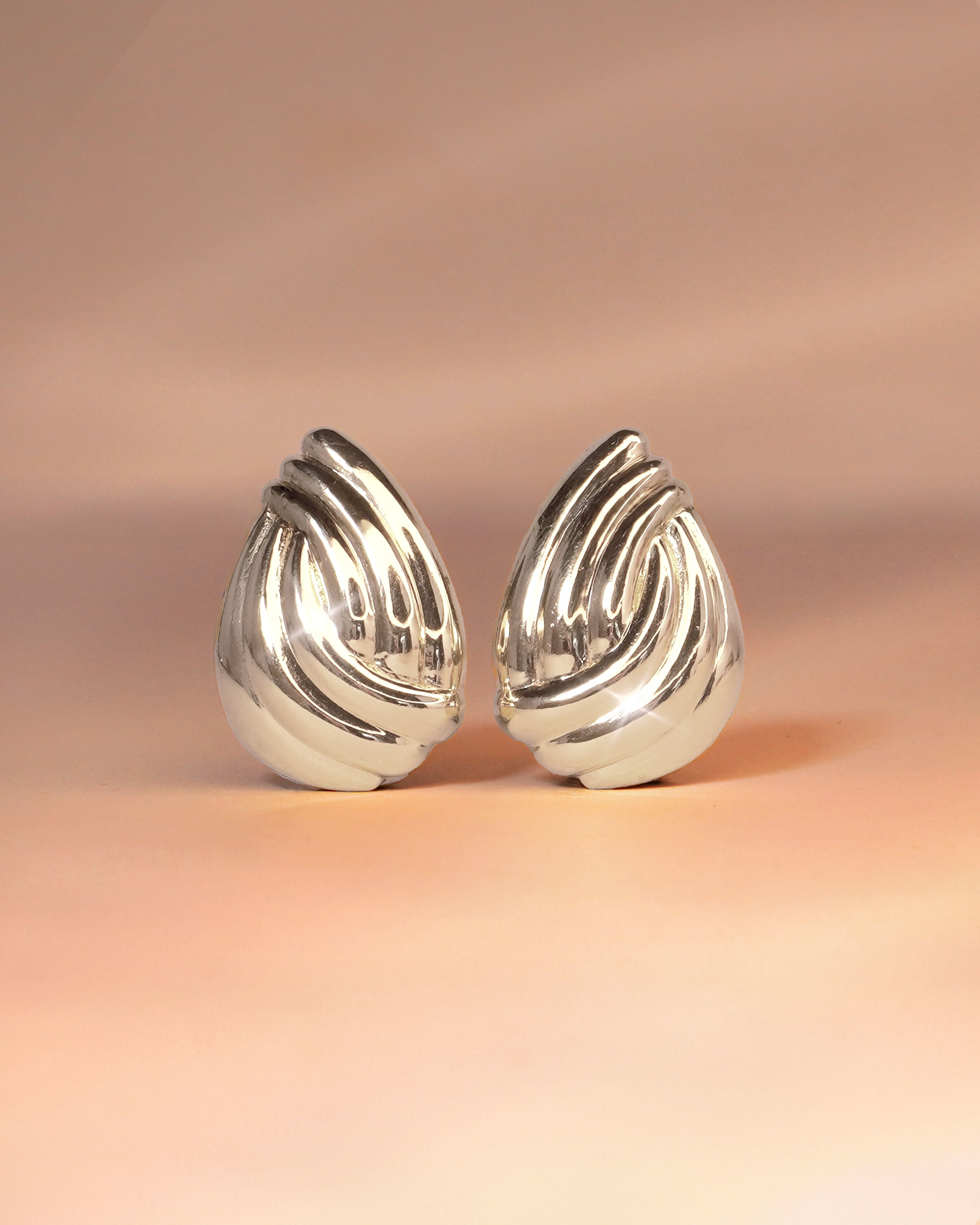 Almond Twist Earrings (Silver)