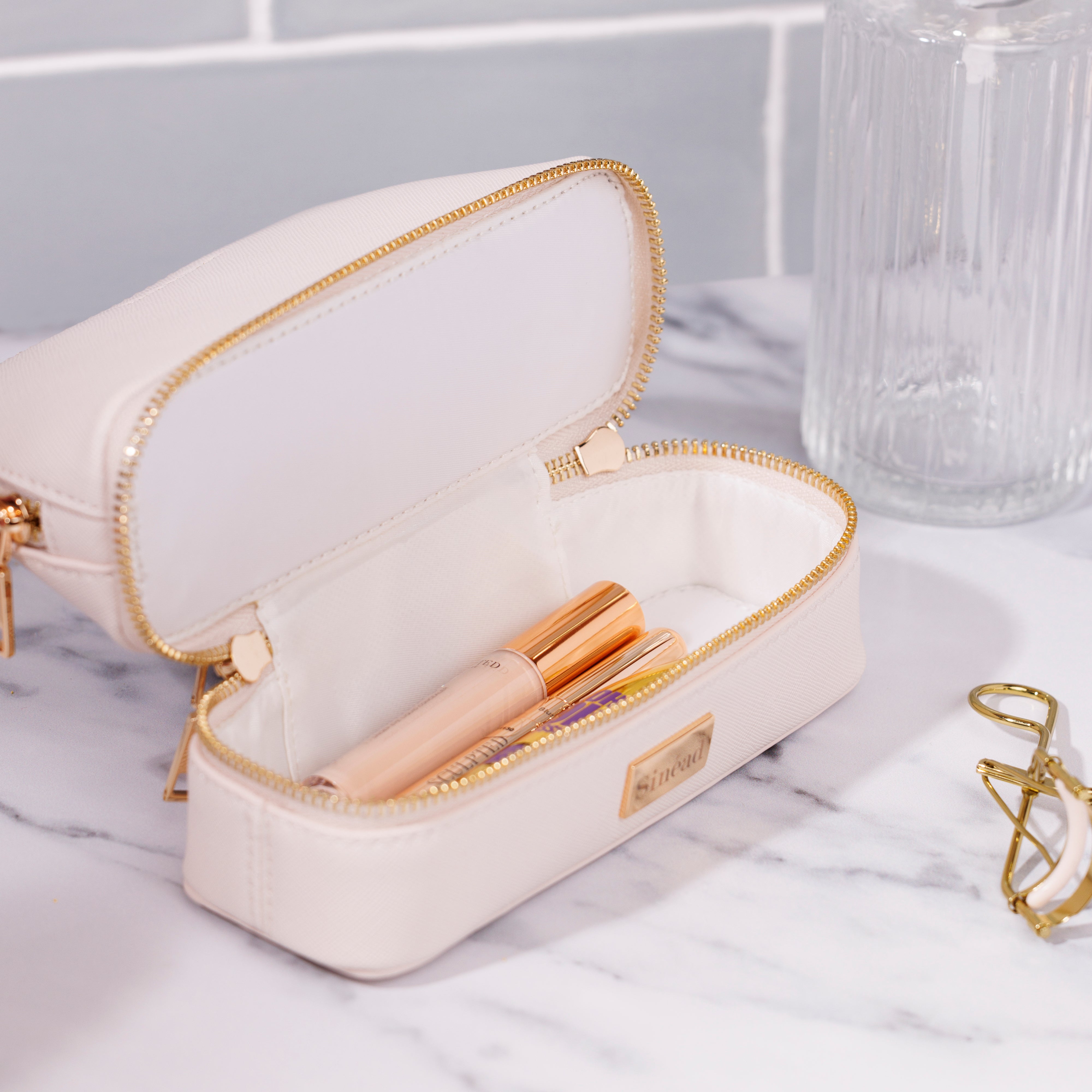 The Beauty Bag (Ivory)