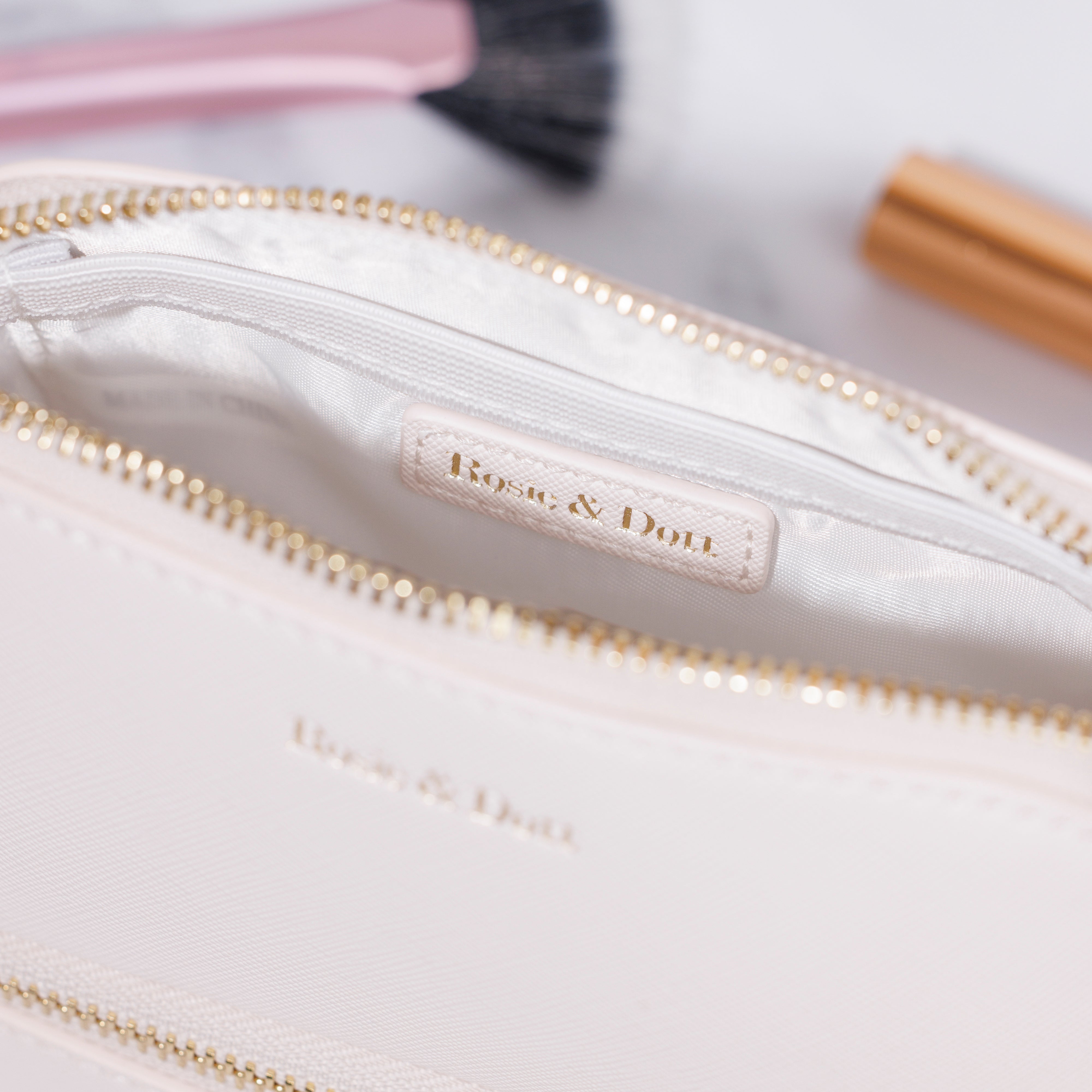 The Beauty Bag (Ivory)