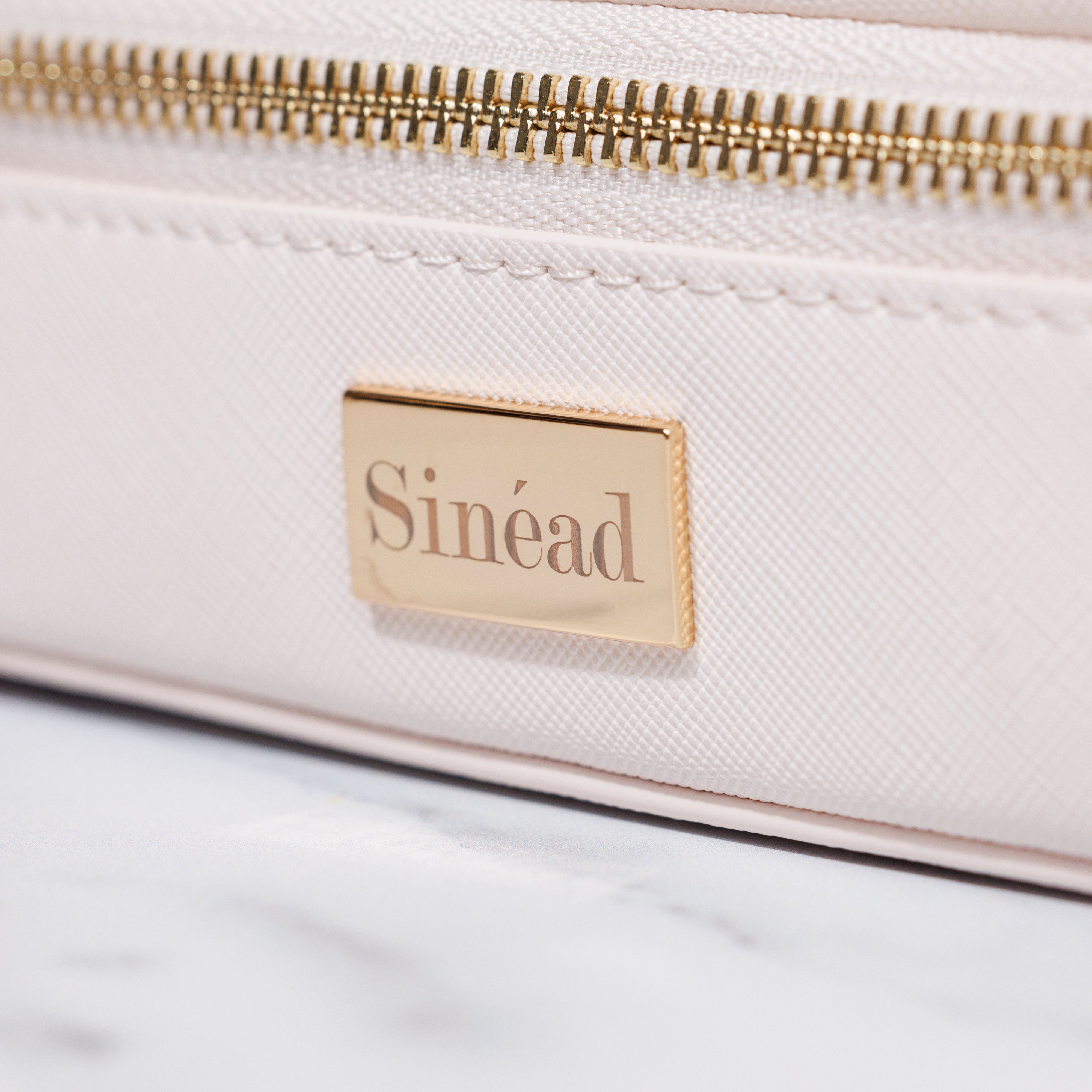 The Beauty Bag (Ivory)