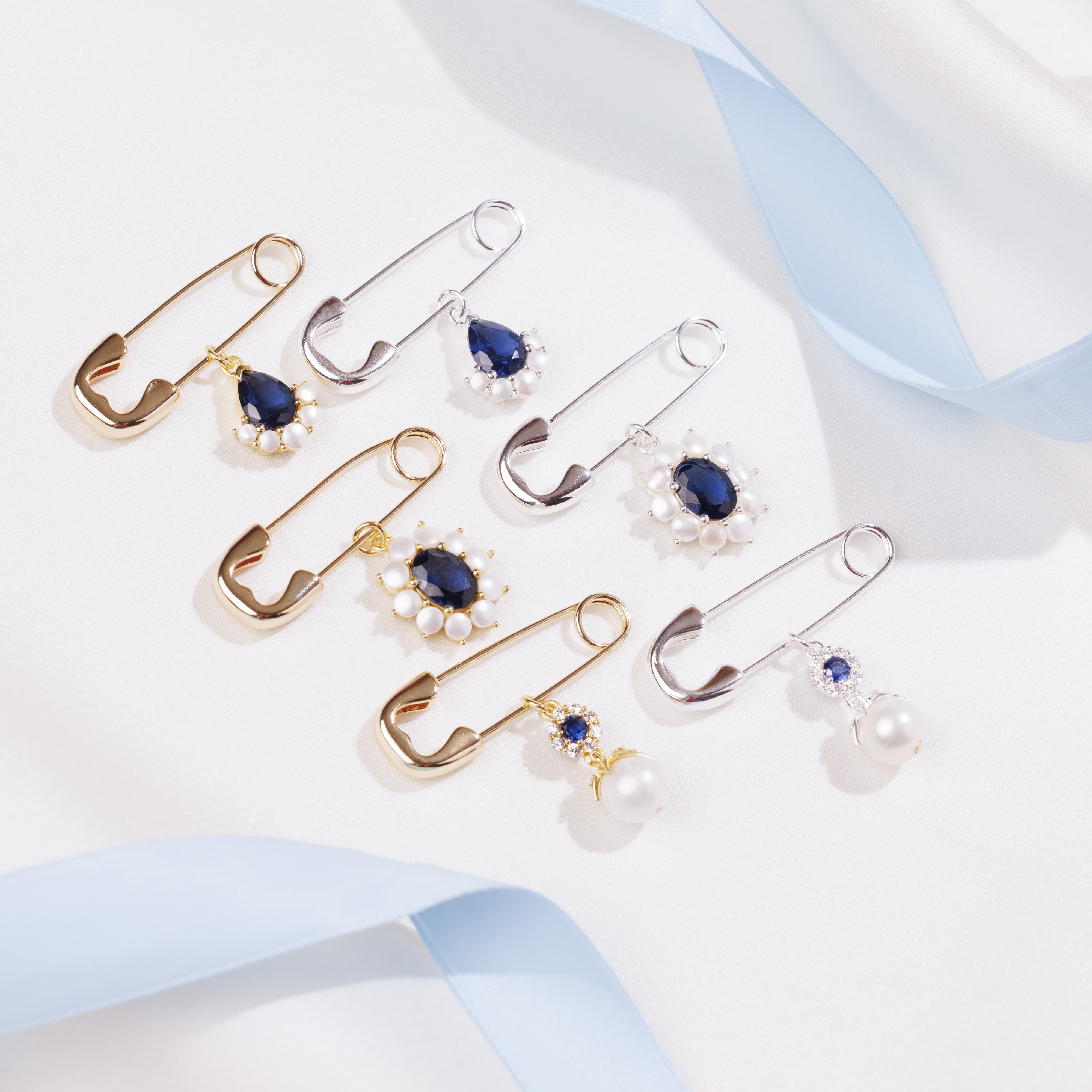 Something Blue Pin - Sapphire Oval (Silver)