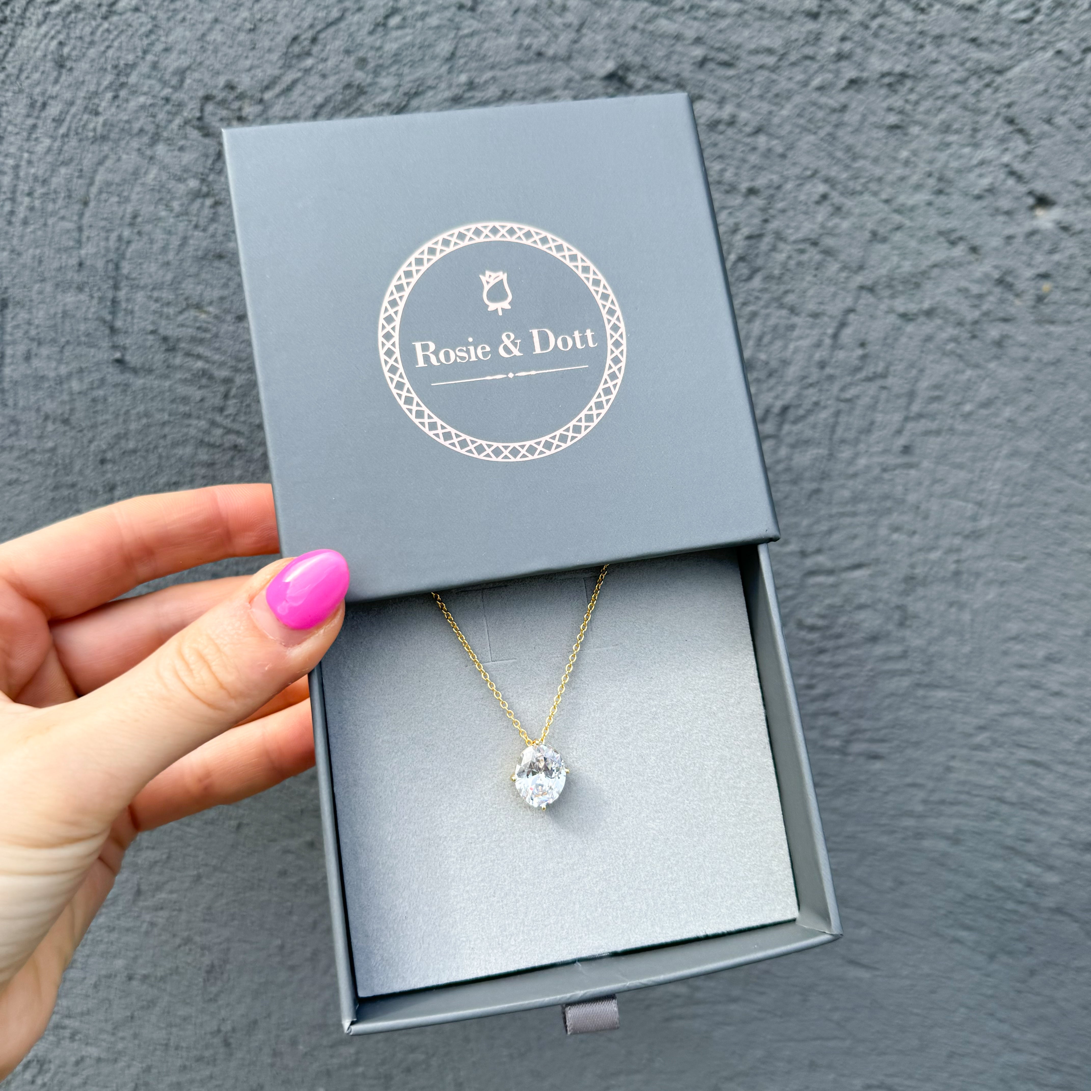 Mabel Necklace - Gold