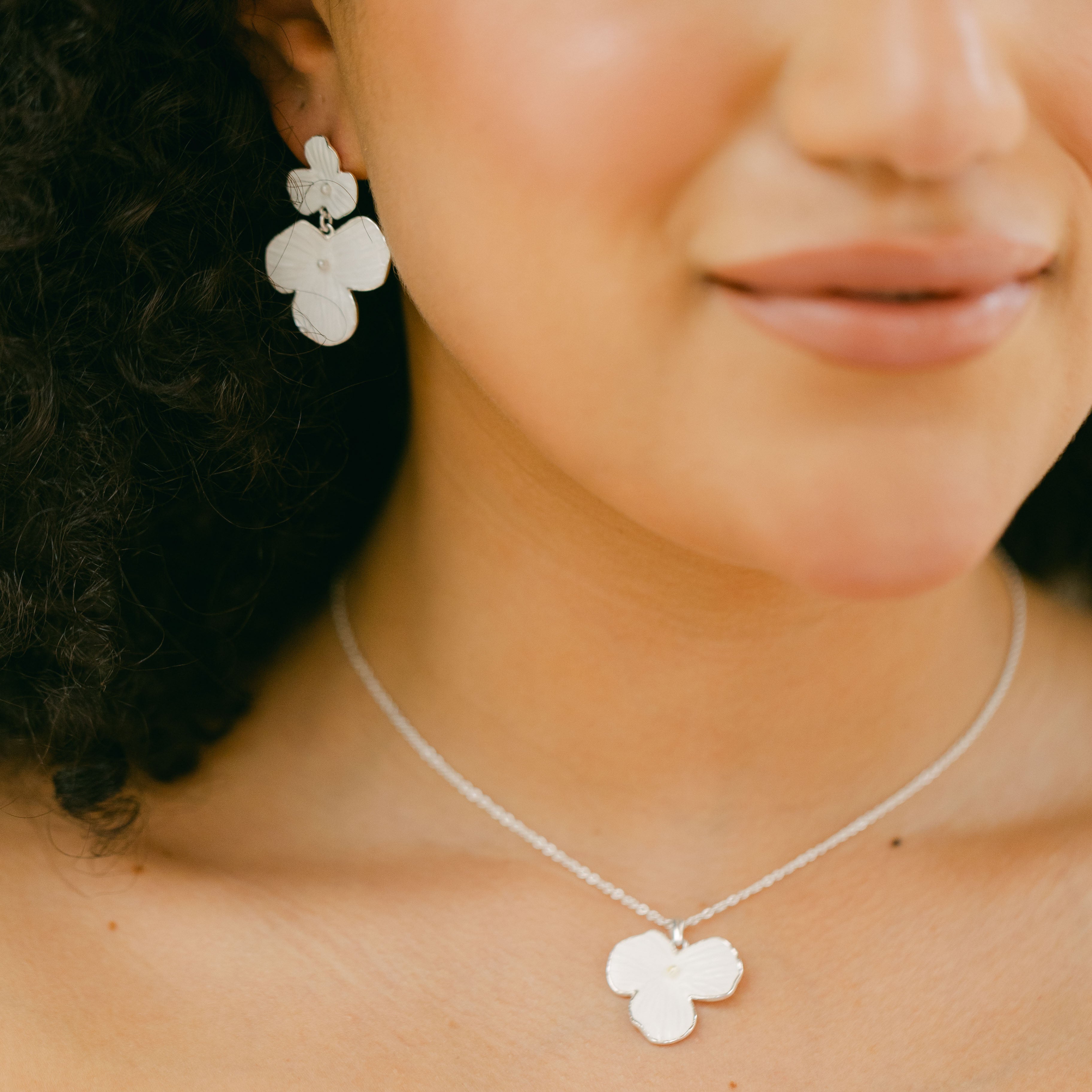 Bláithín Necklace (Silver)