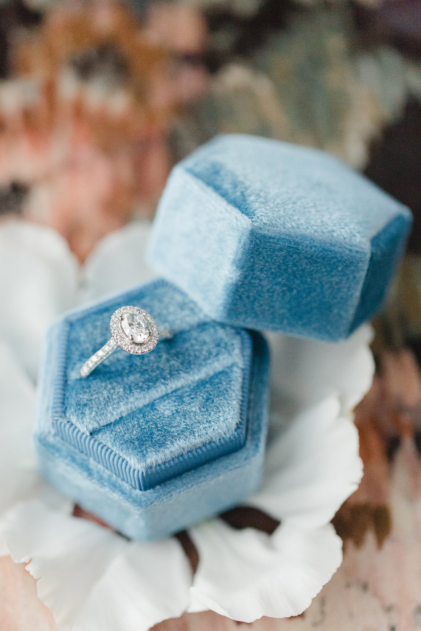 16 Gorgeous Engagement Ring Boxes for Popping the Question - Tidewater and  Tulle | Timeless Modern Wedding Blog with DIY Wedding Ideas