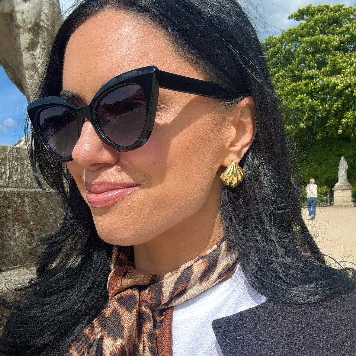 Shell Earrings (Gold)