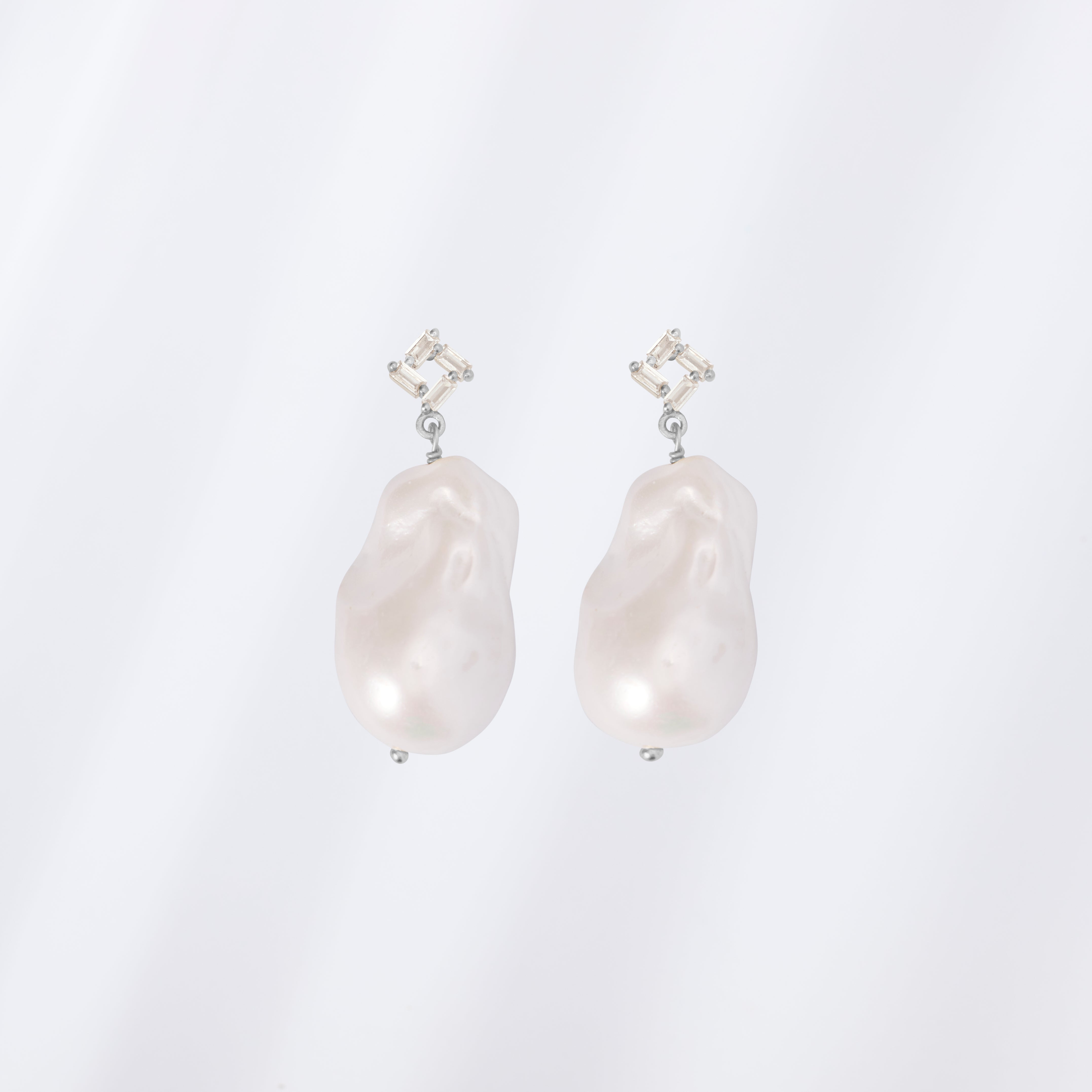 Baroque Pearl Earrings (Celeste)