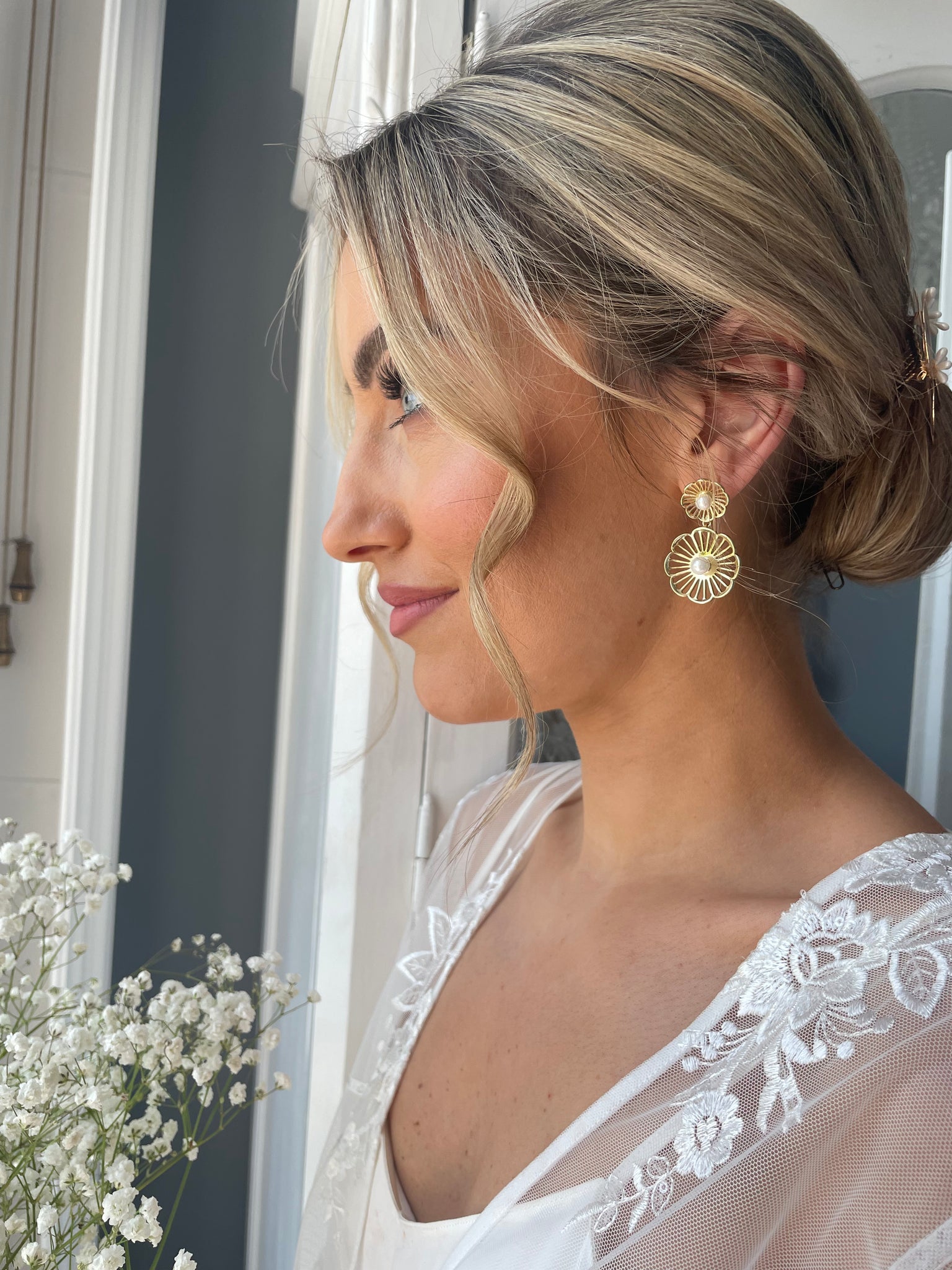 Poppy & Pearl Earrings (Gold)