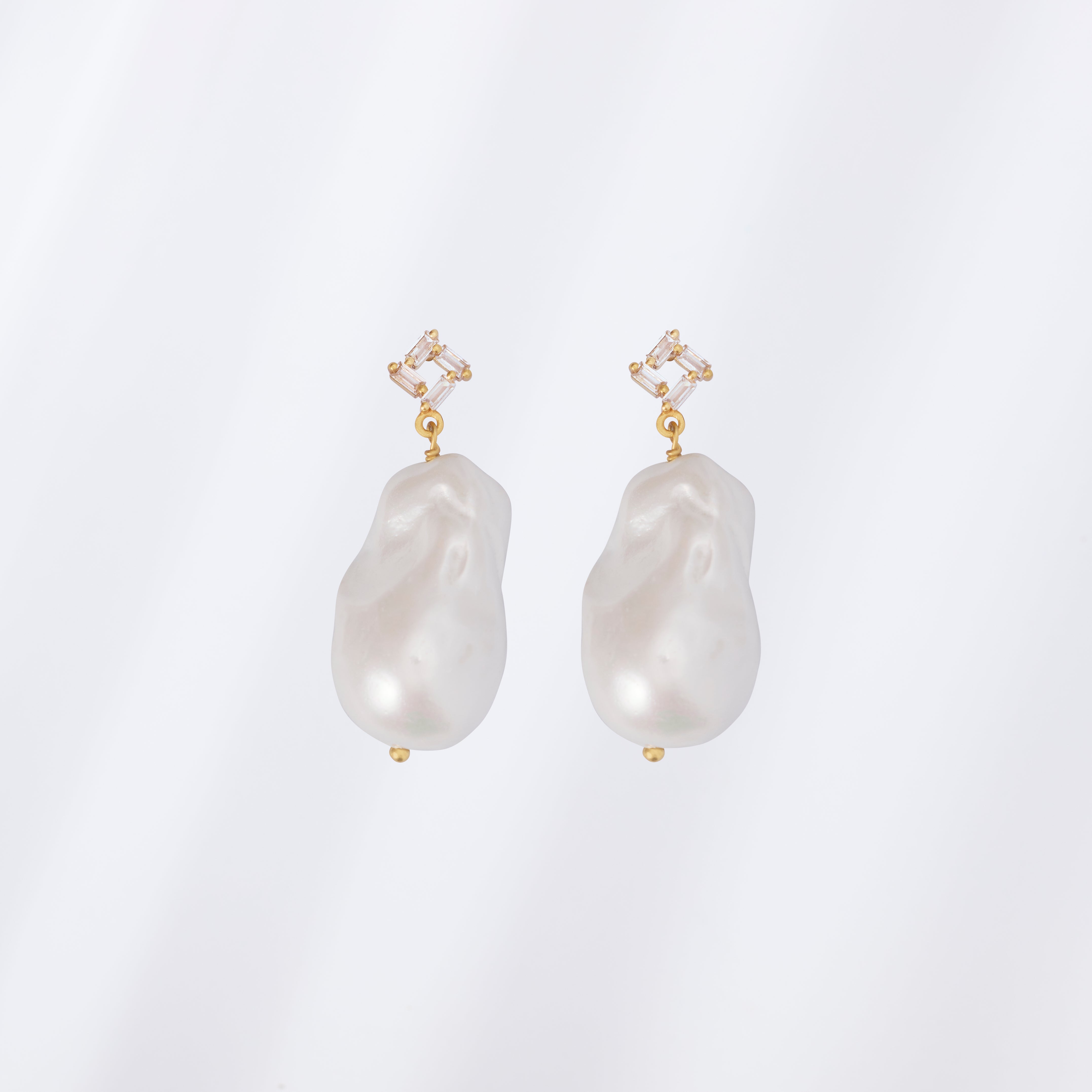 Baroque Pearl Earrings (Celeste)