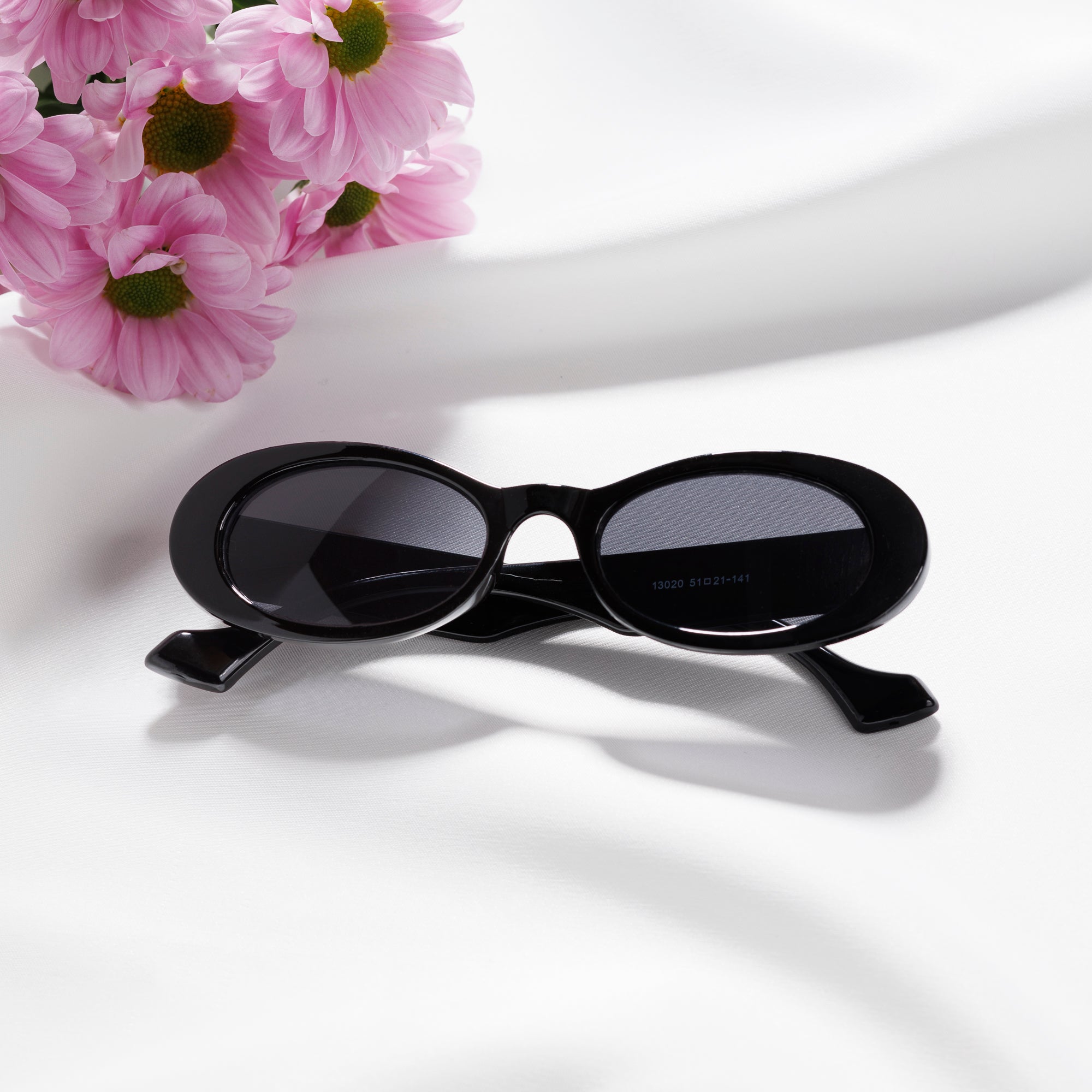 Nola Sunglasses (Black)