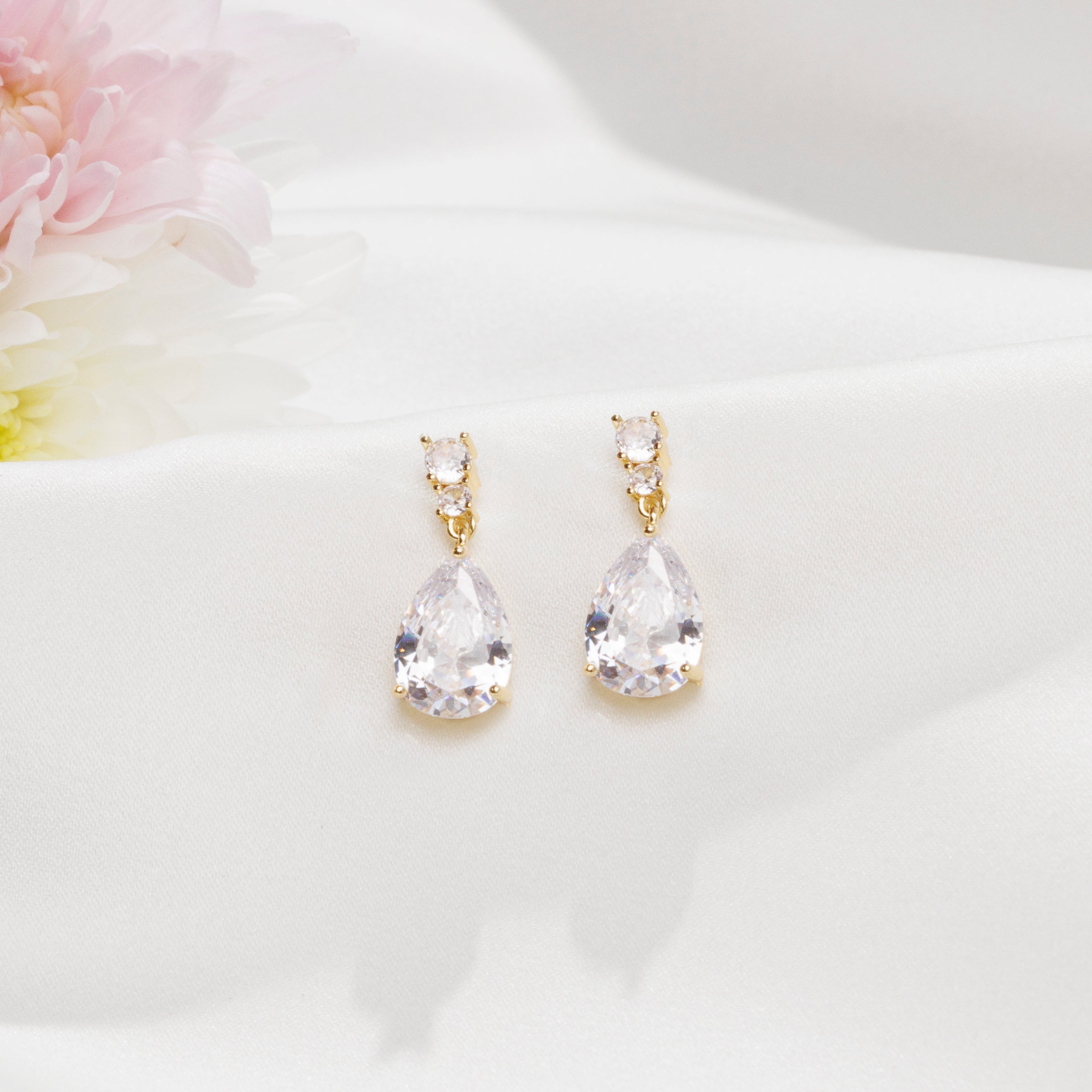 Darling Dott Earrings (Gold)
