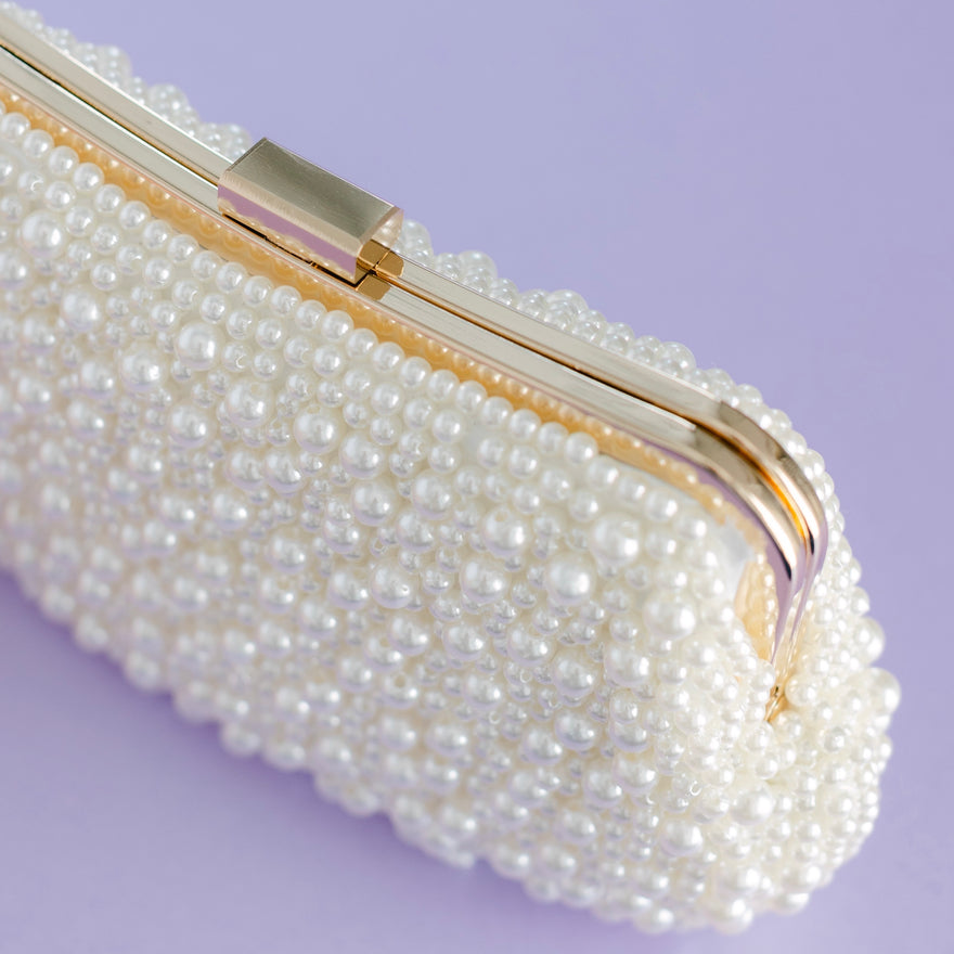 Soft Pearl Clutch (Gold)