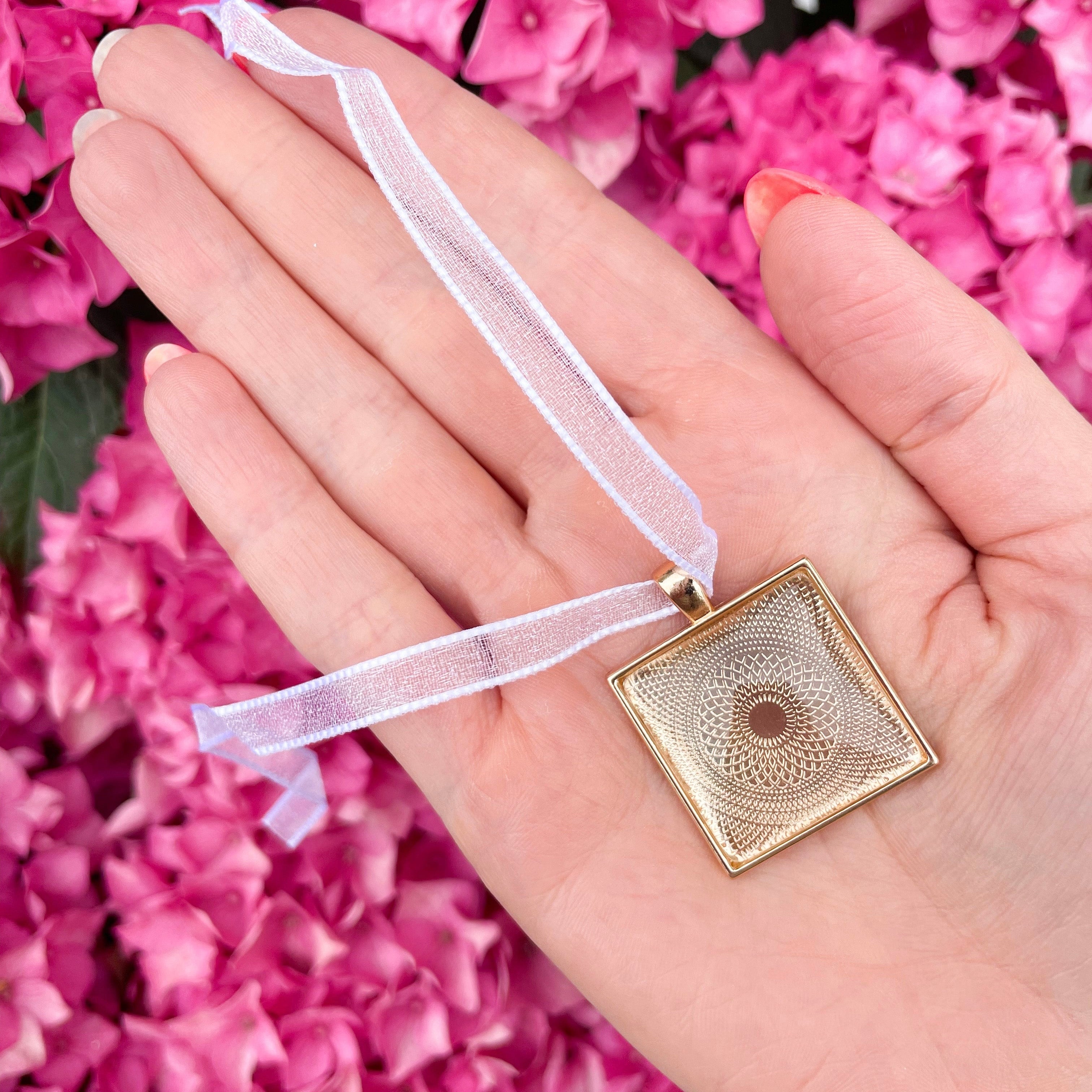 Square Charm (Gold)