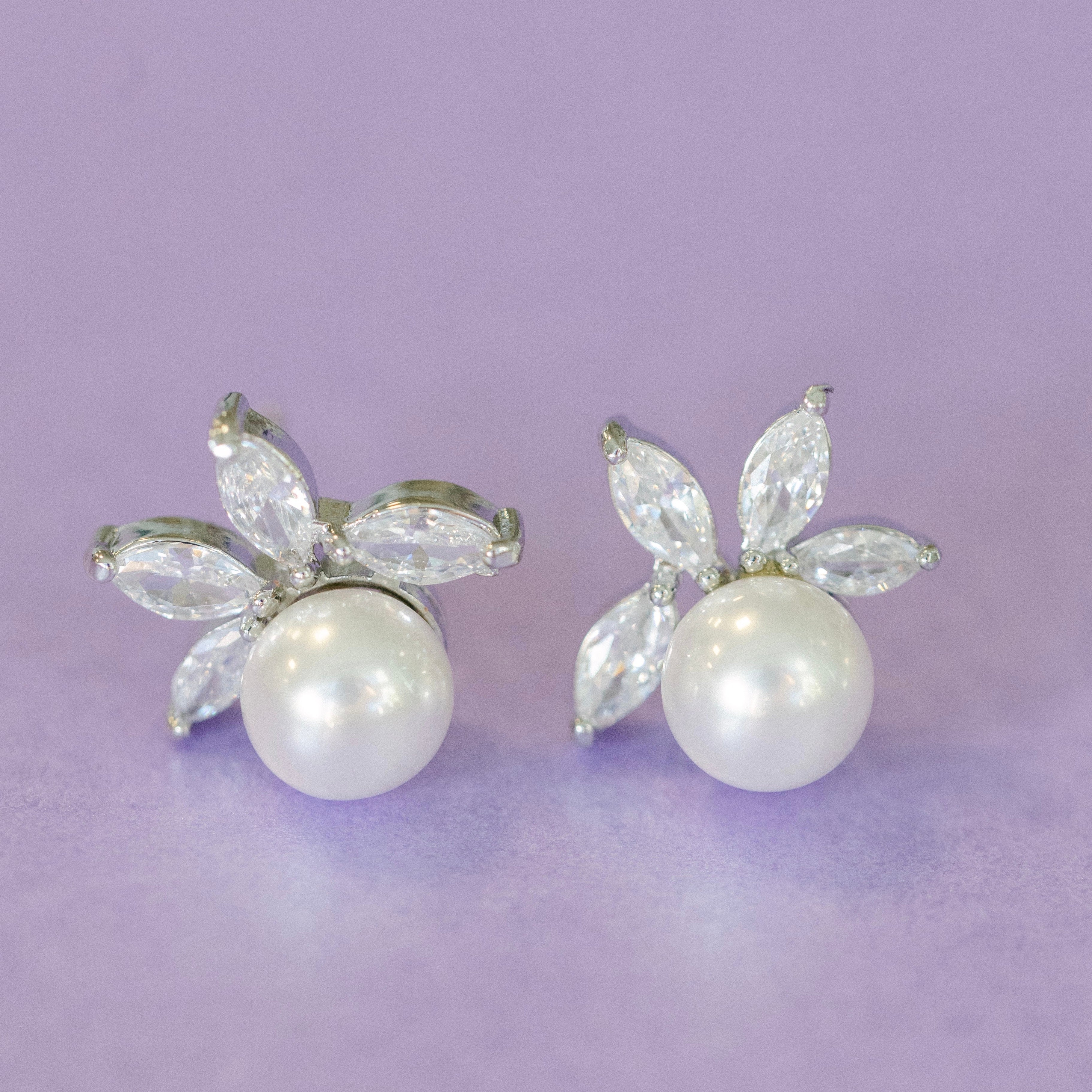Snowdrop Earrings (Silver)