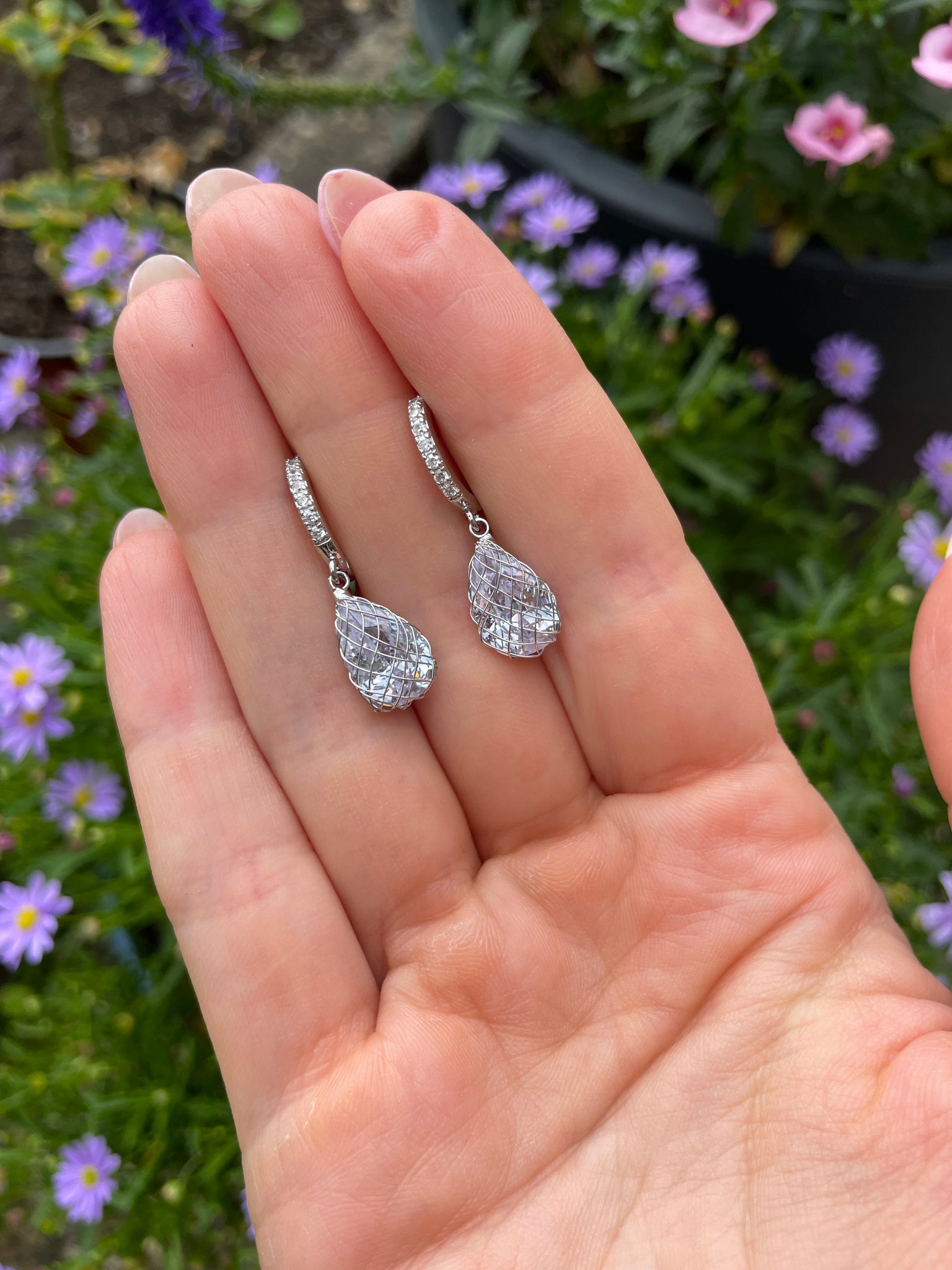 Dew Drop Earrings (Silver)