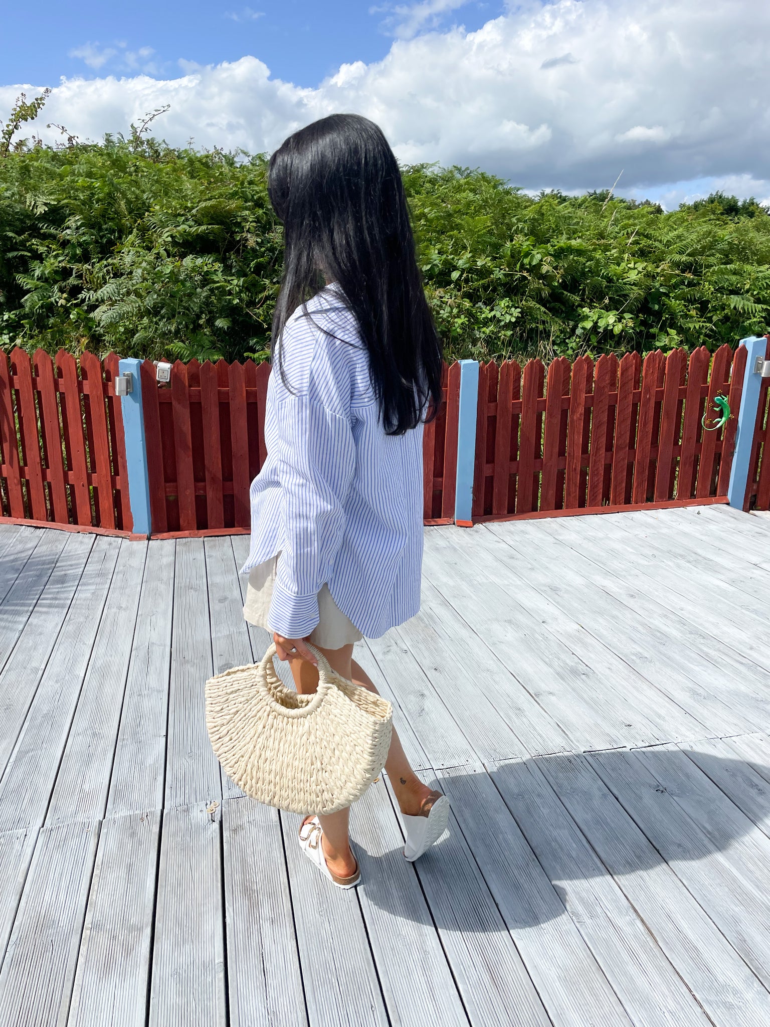Medium Woven Bag