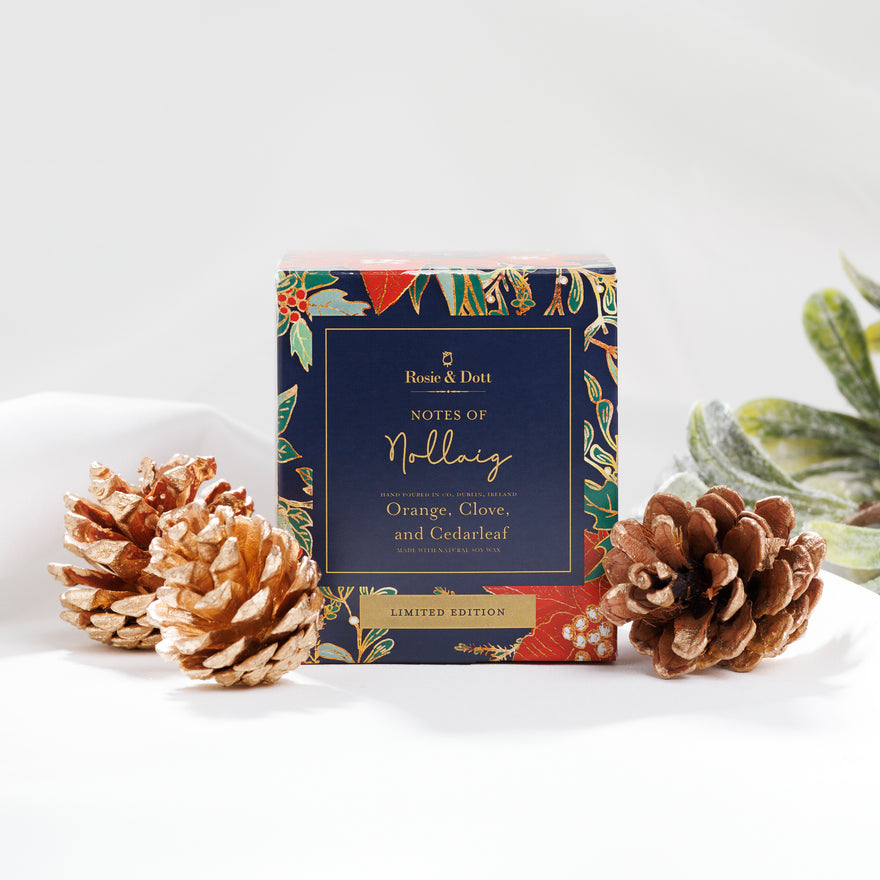 Notes of Nollaig Christmas Candle