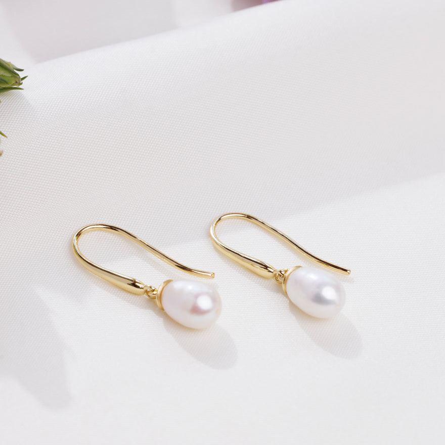 Mini Pearl Earrings (Gold)