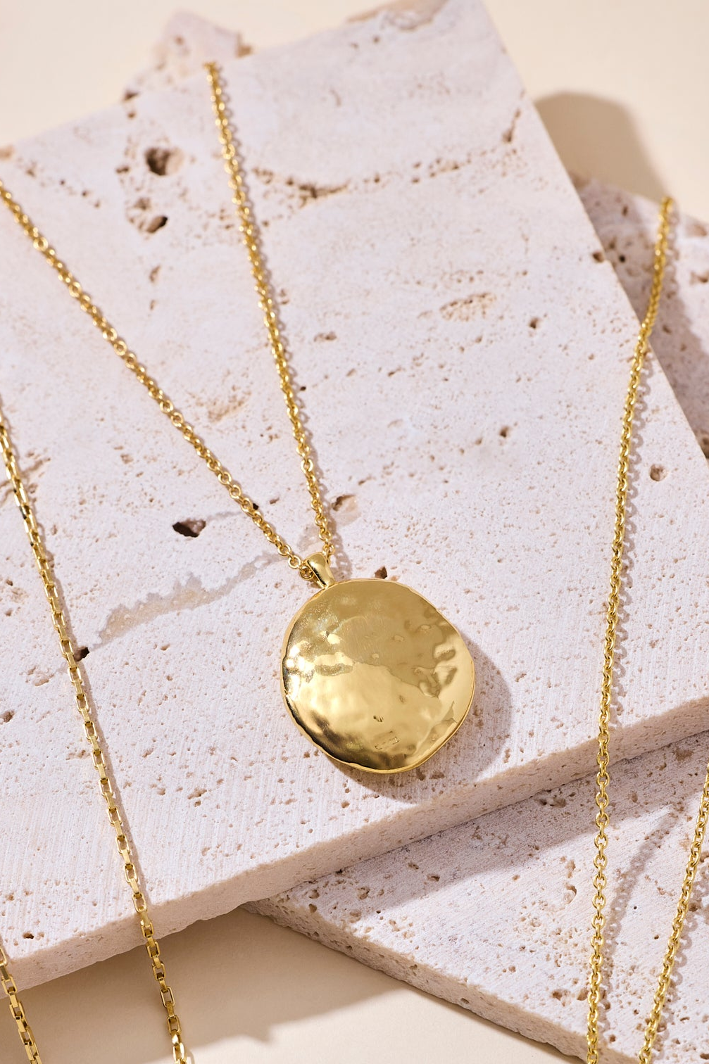 Locket Necklace (Gold)