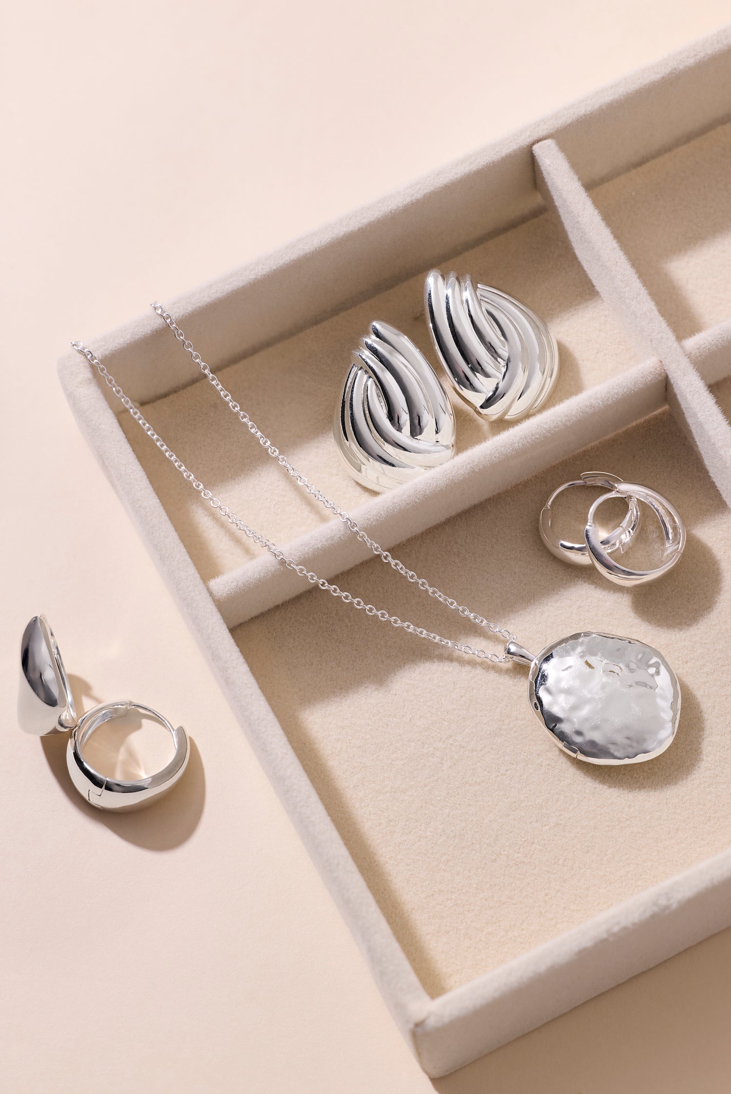 Almond Twist Earrings (Silver)