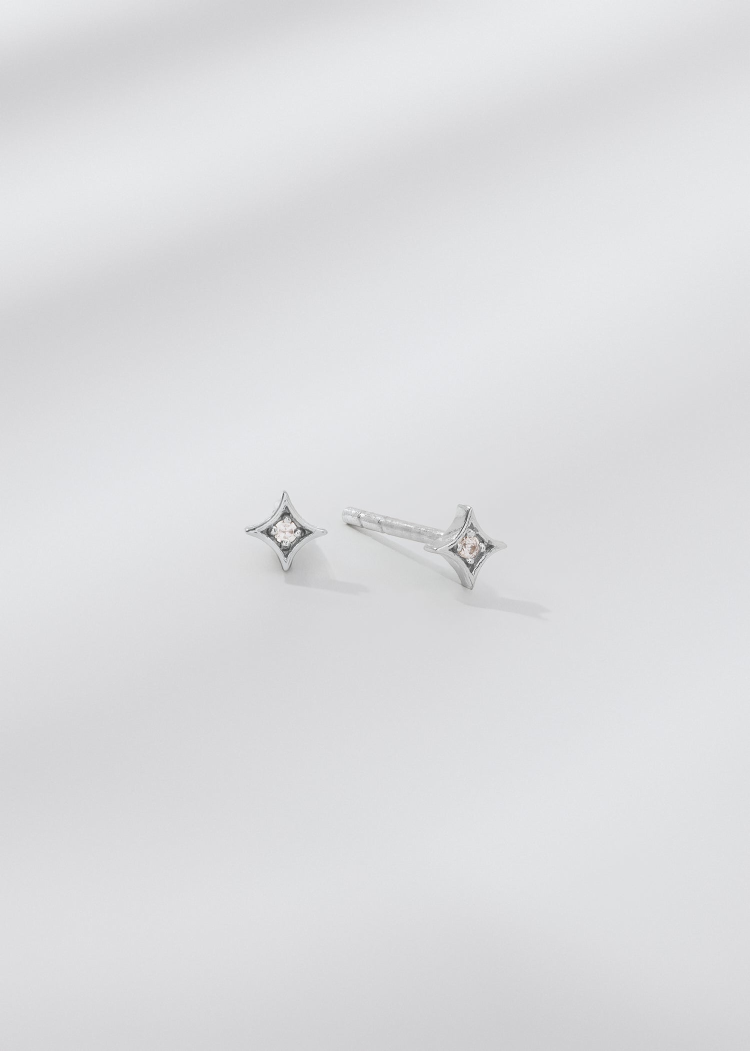 Mini Star Studs
