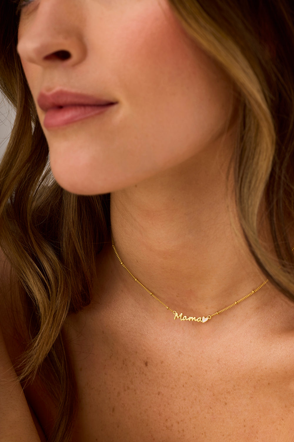 Mama Necklace (Gold)