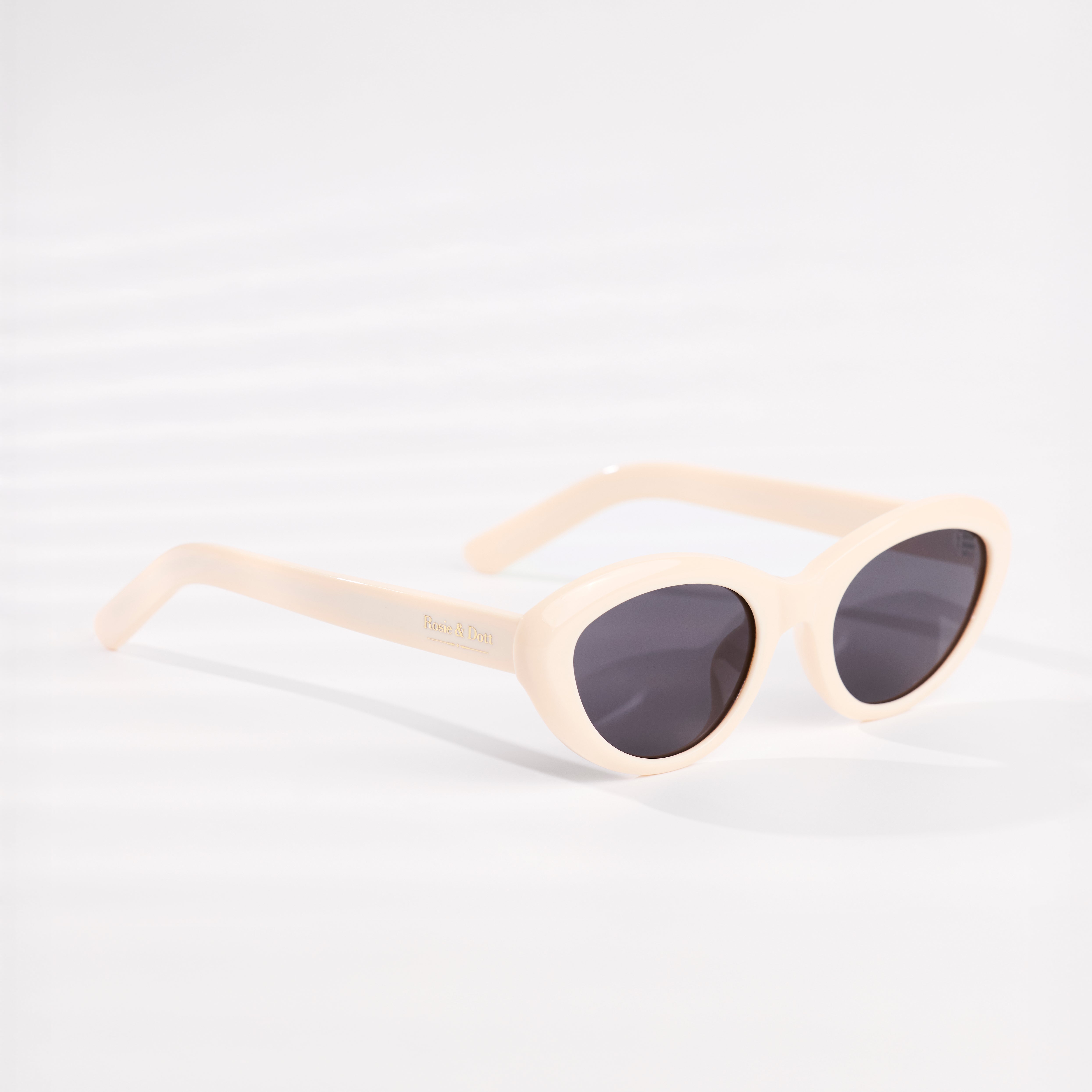 Elle Shades