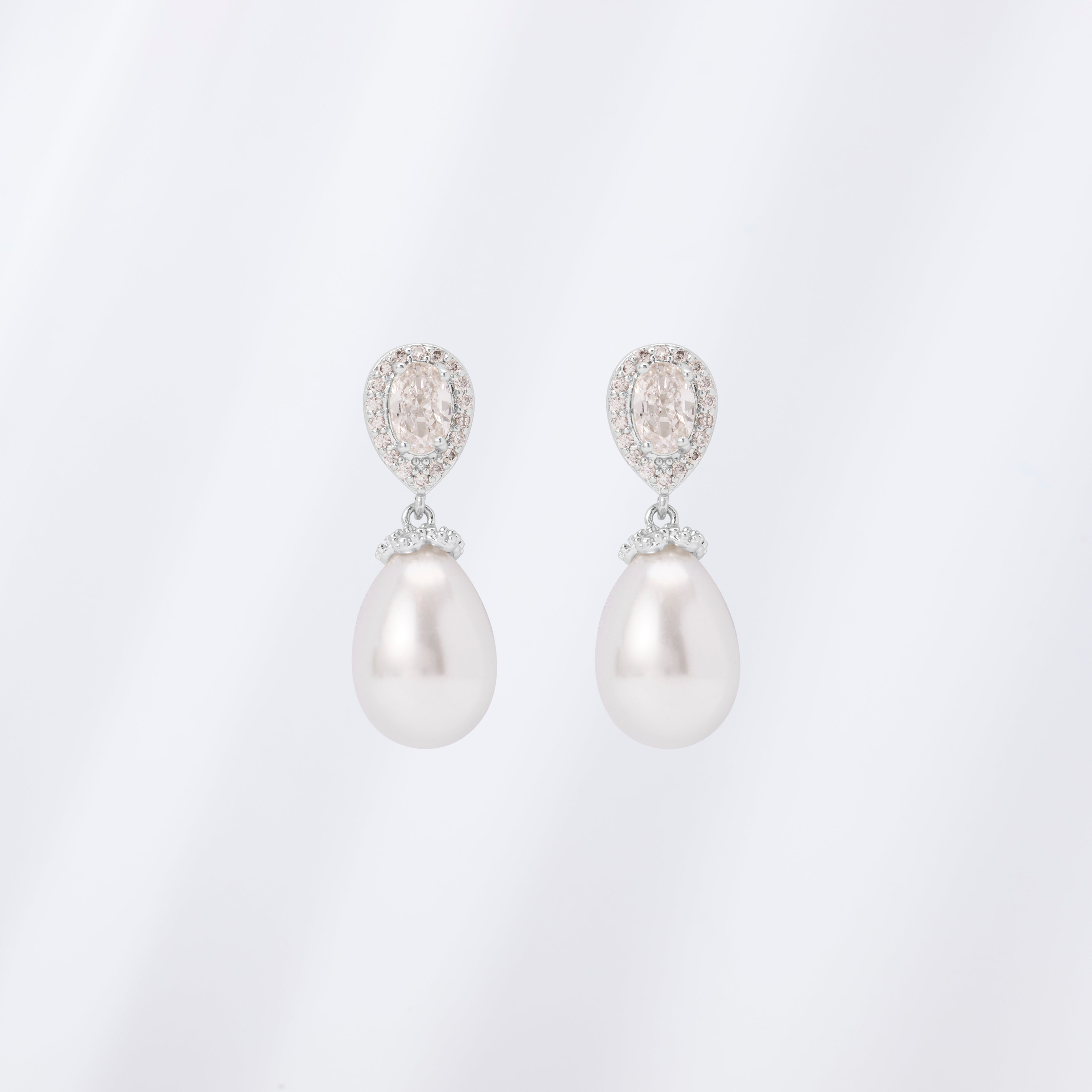 Glitz & Glam  Earrings (Silver)