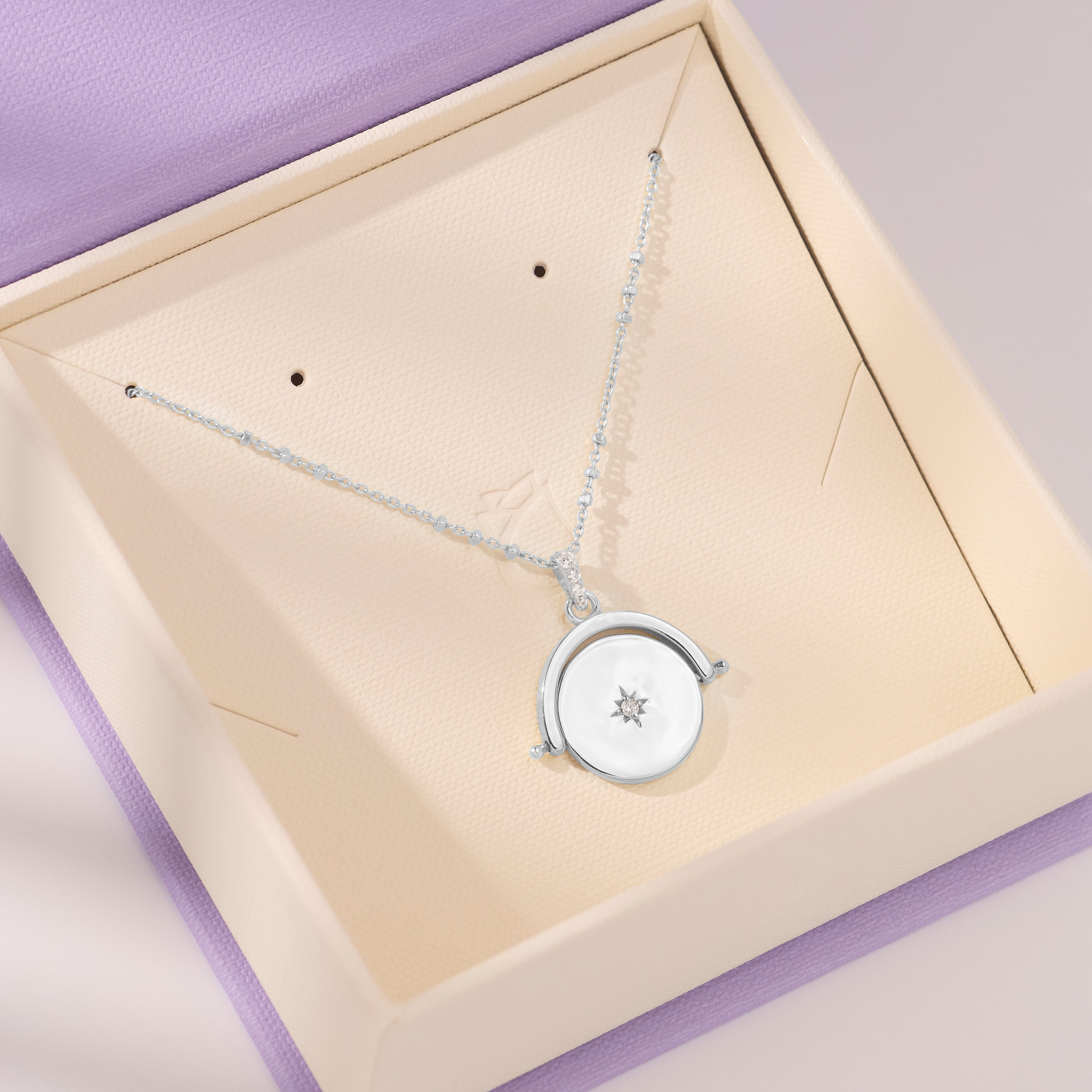 Spinning Disc Necklace (Silver)