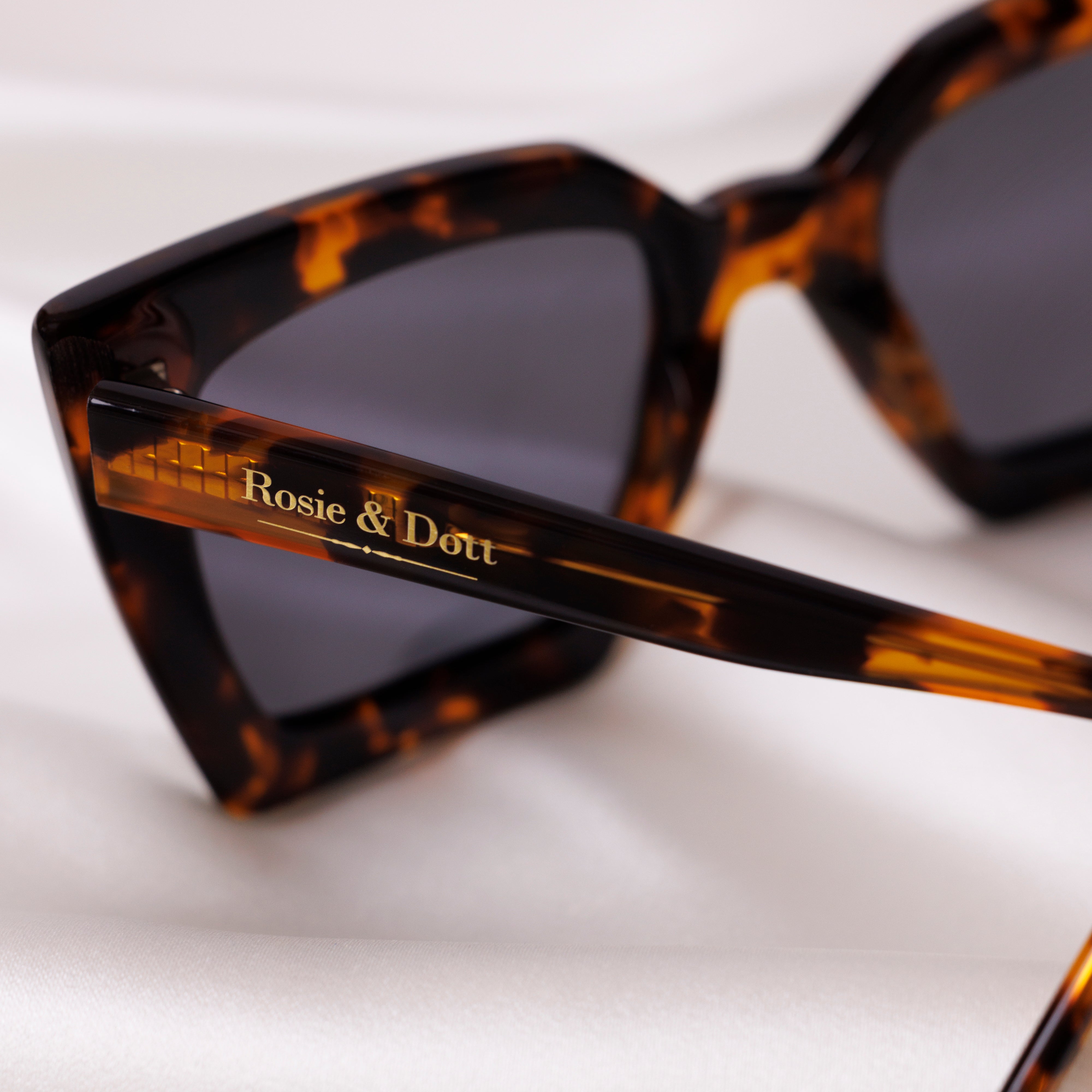 Ari Sunglasses