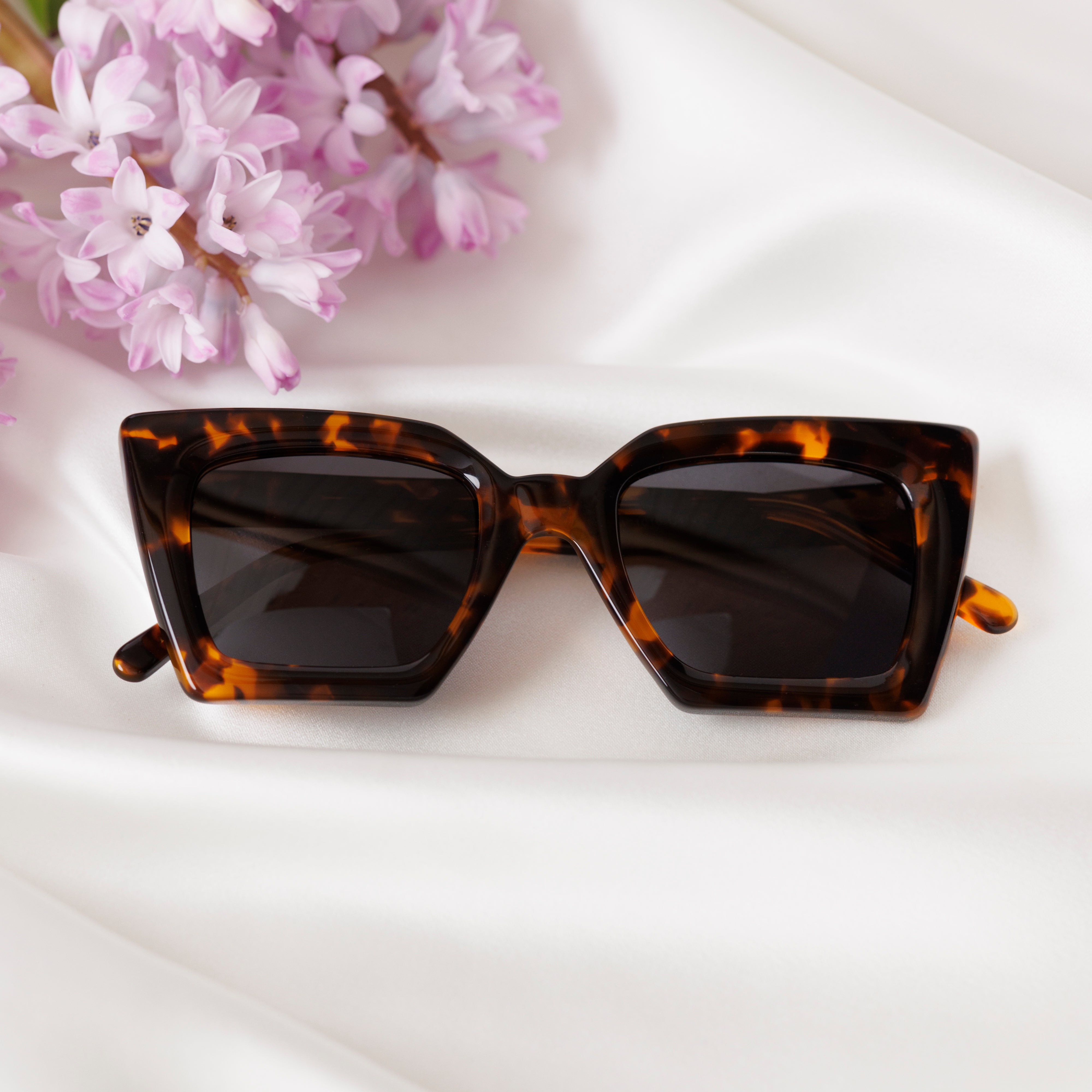 Ari Sunglasses
