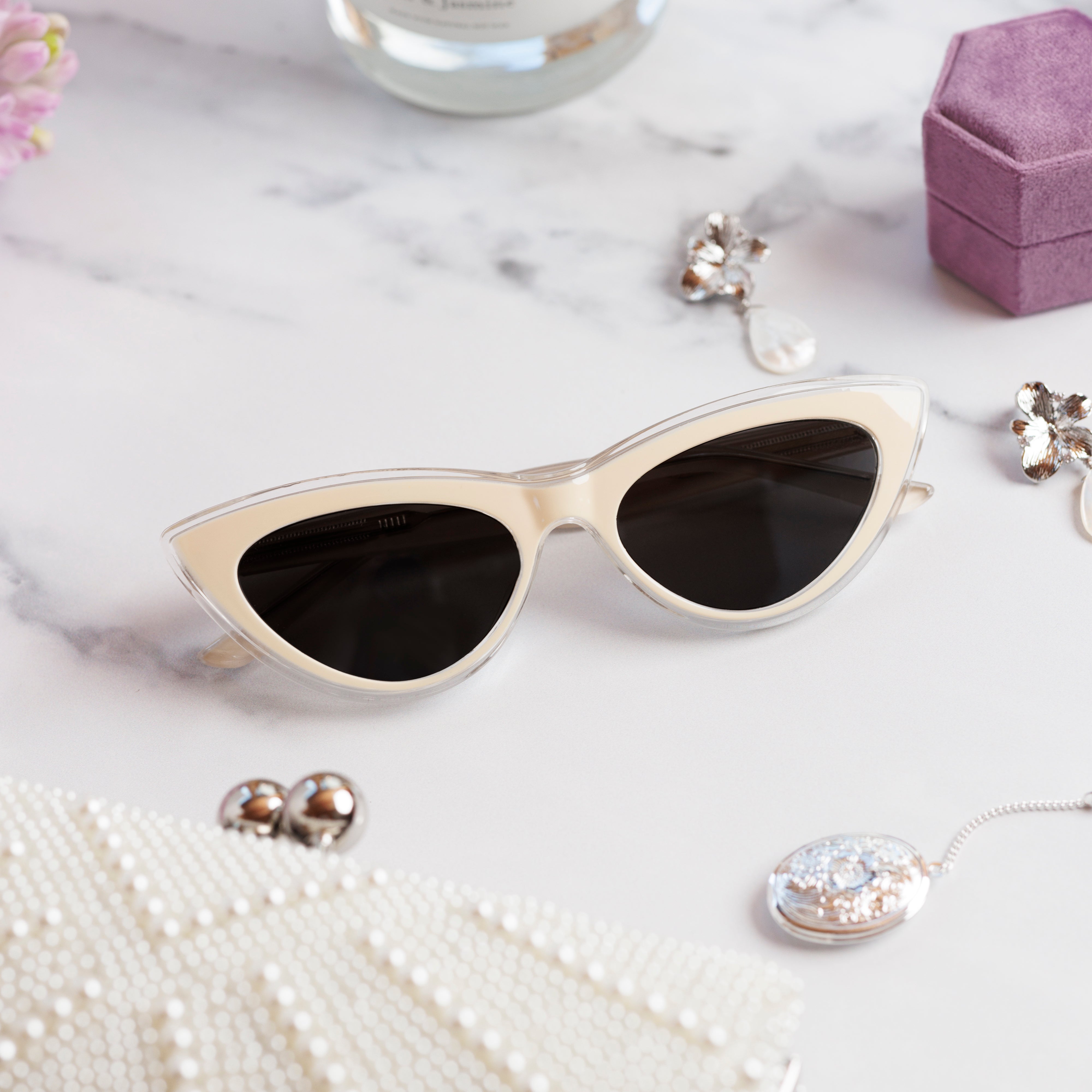 Bowie Sunglasses (Ivory)