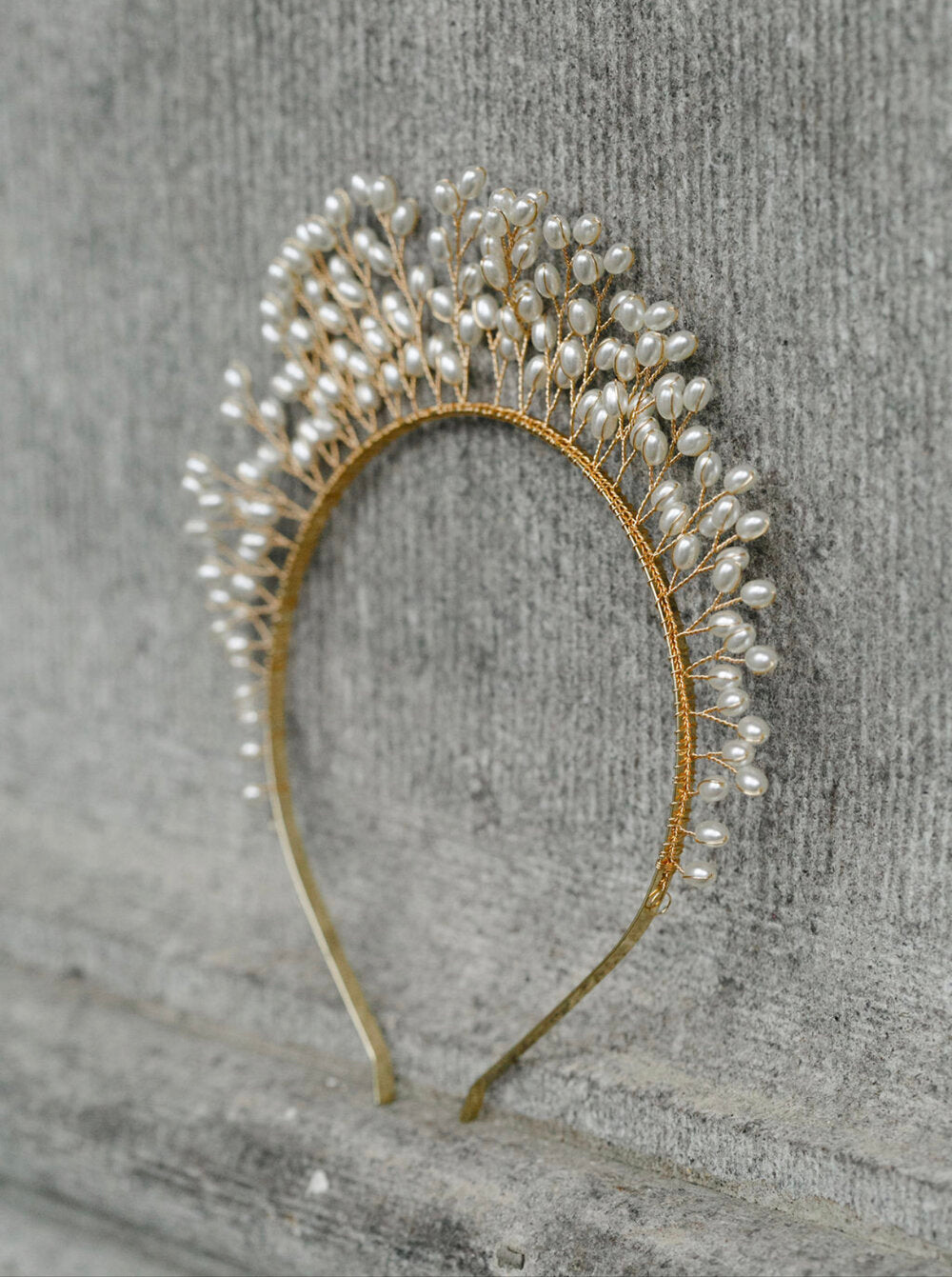 Crown of Pearls (Gold)