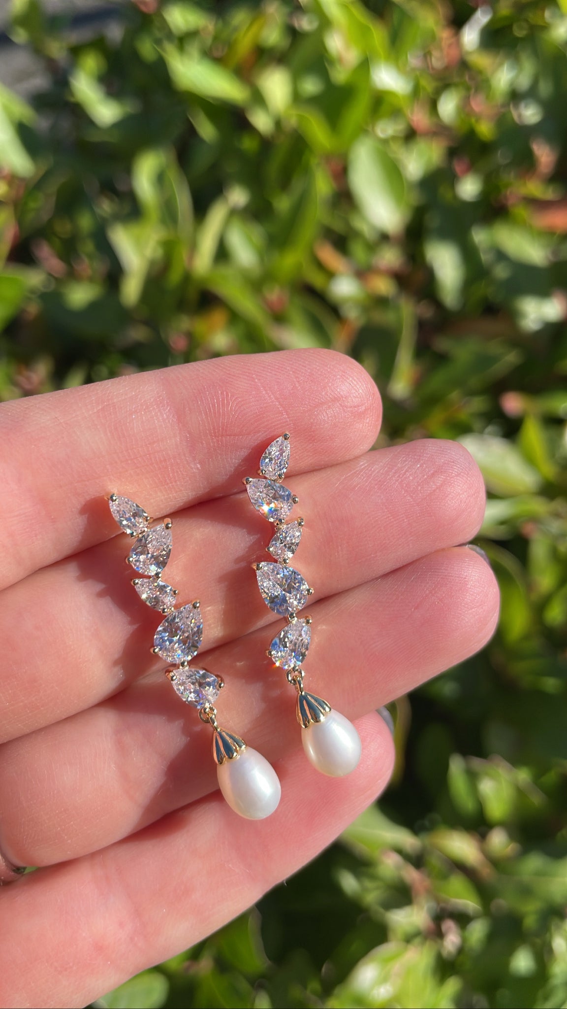 Eibhlin Earrings