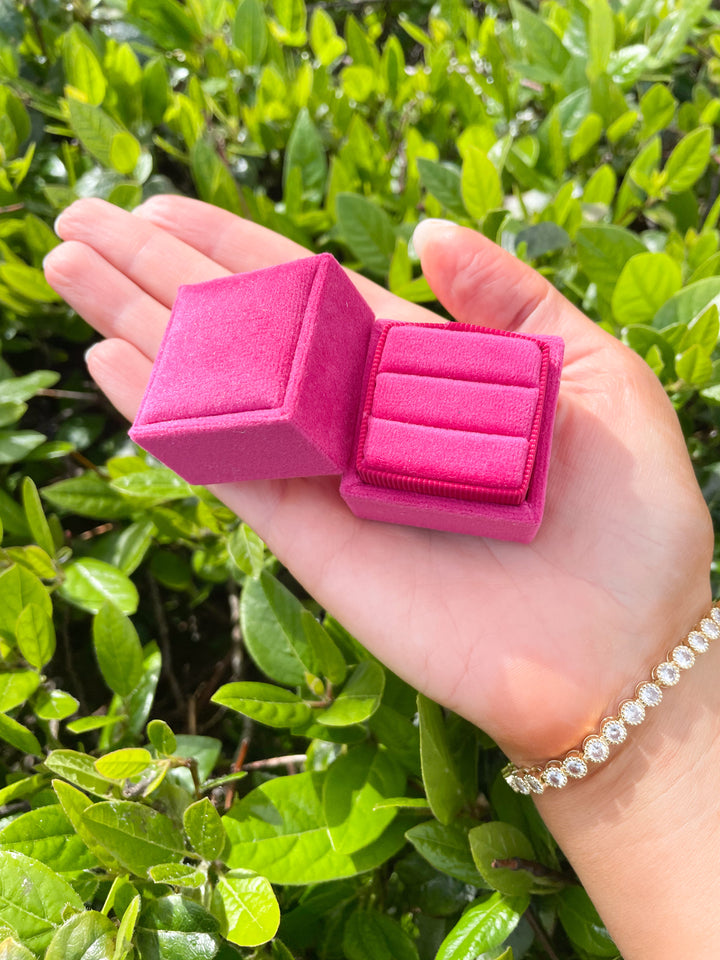 Fuchsia Velvet Ring Box (Square)