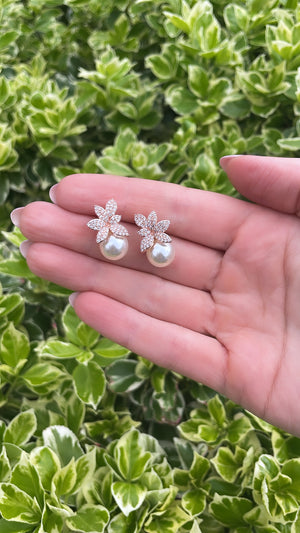 Lotus Earrings (Rose Gold)