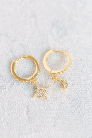 Moon and Stars Earrings (Gold)